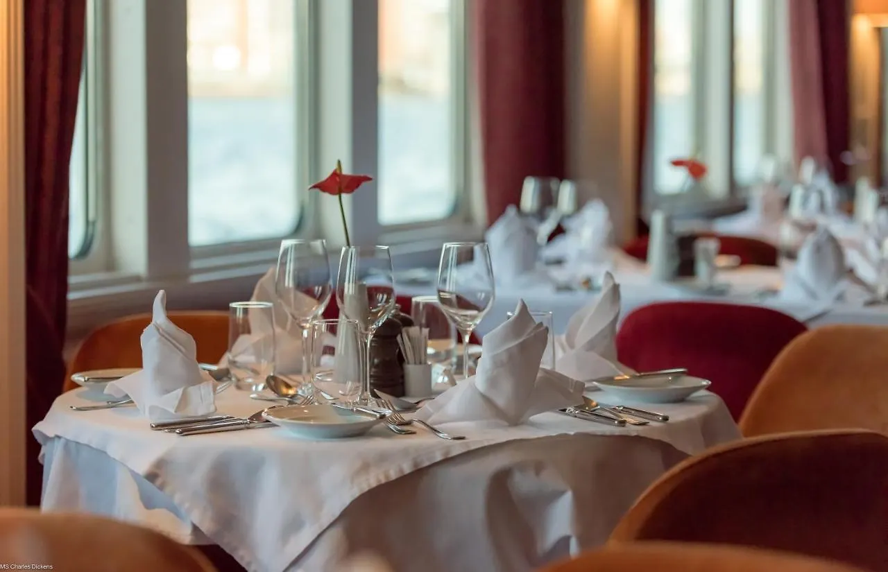 Botel Hotelships Holland - Ms Charles Dickens Colonia