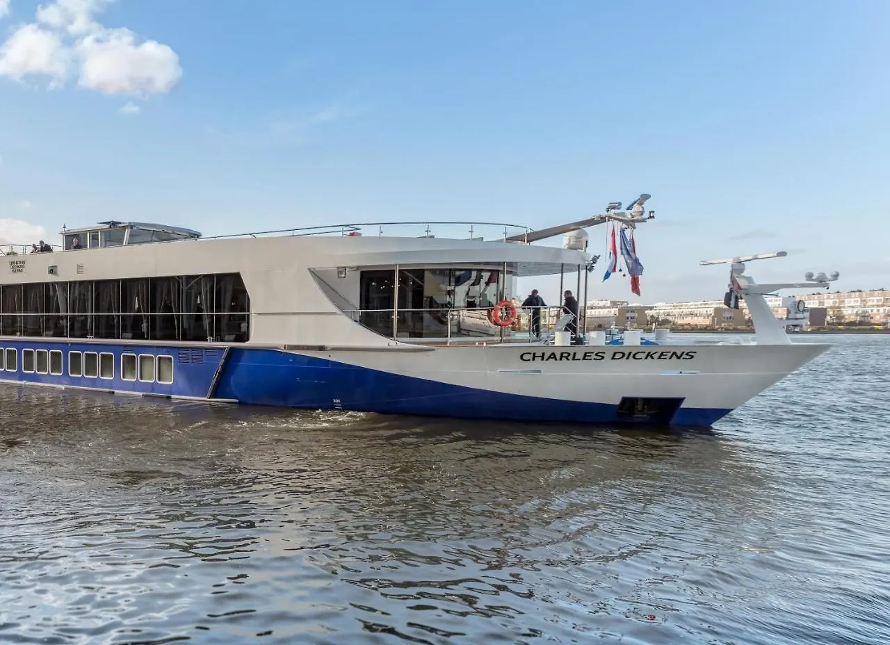 Botel Hotelships Holland - Ms Charles Dickens Colonia