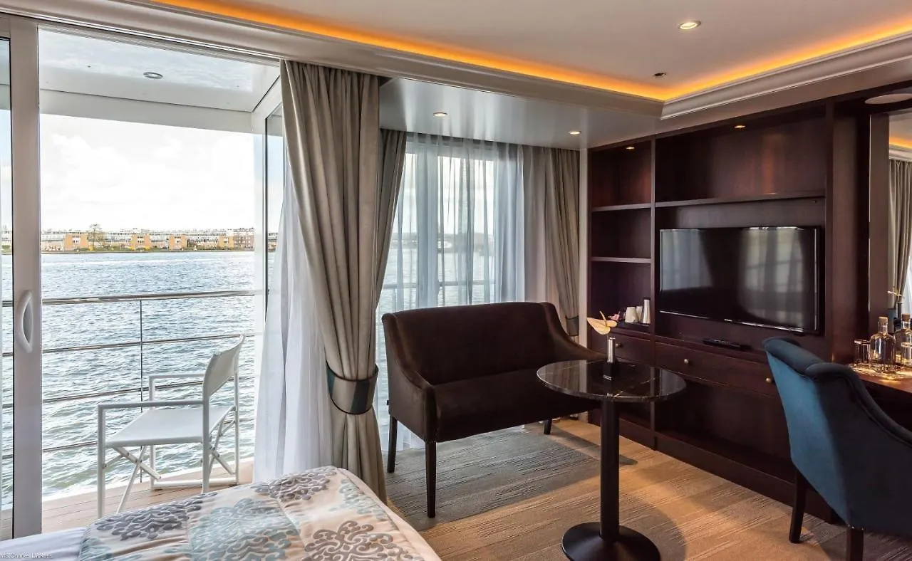 Πλωτό κατάλυμα Hotelships Holland - Ms Charles Dickens Κολωνία