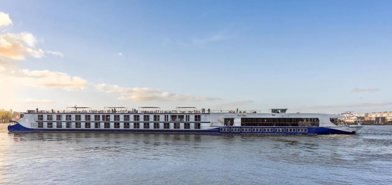 Hotelships Holland - Ms Charles Dickens Κολωνία 5*,