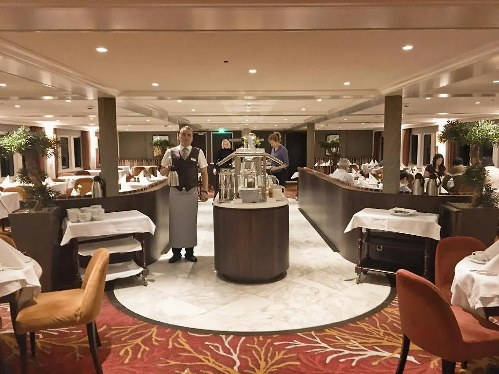 Hotelships Holland - Ms Charles Dickens Κολωνία 5*,